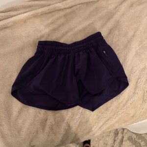 Lululemon tracker shorts